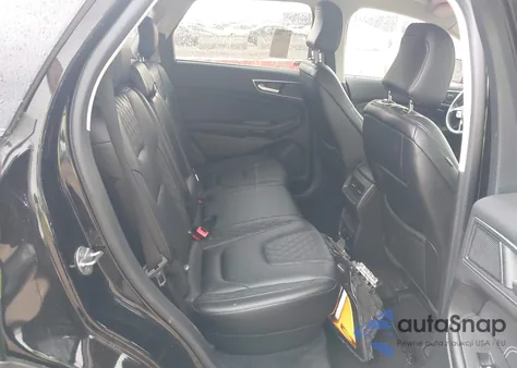 2024 Ford Edge Titanium z USA, uszkodzony, nr VIN 2FMPK4K92RBA50045